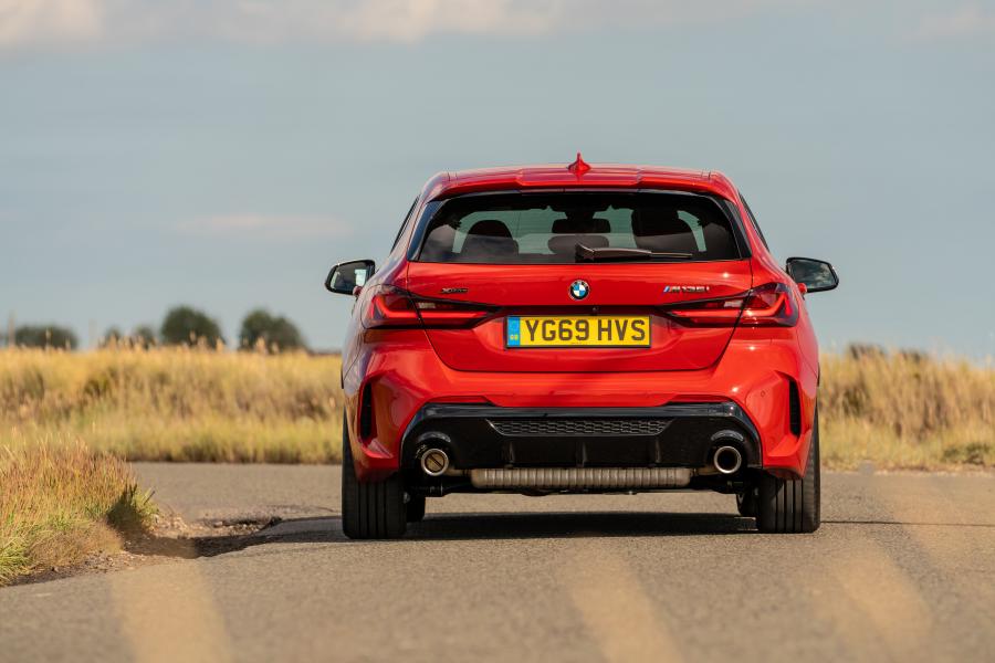  BMW M135i xDrive (F40) 2019 года  (UK) (фото 29 из 50)